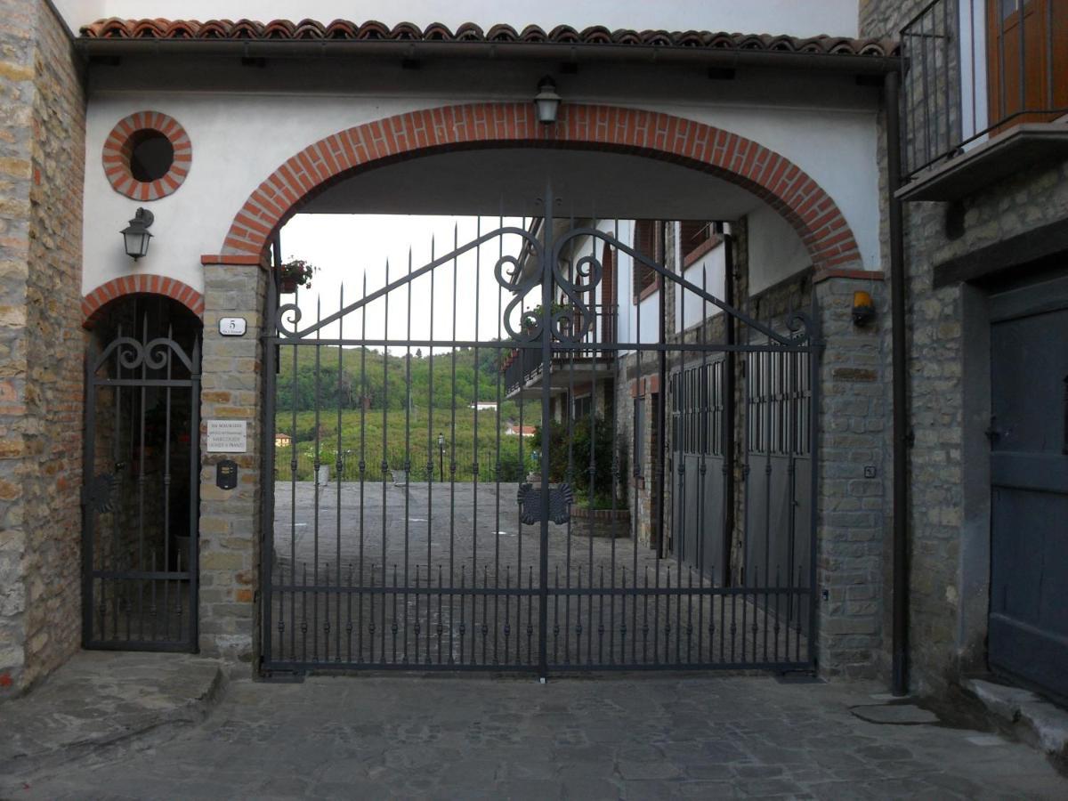 Ristorante Albergo Da Maurizio Cravanzana エクステリア 写真
